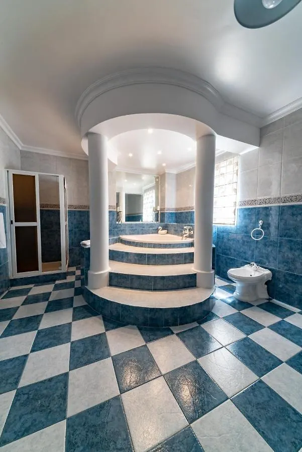 Mansion Almond - Sea, Sun And A Charming Refuge! Villa Paul do Mar  Paul do Mar (Madeira)